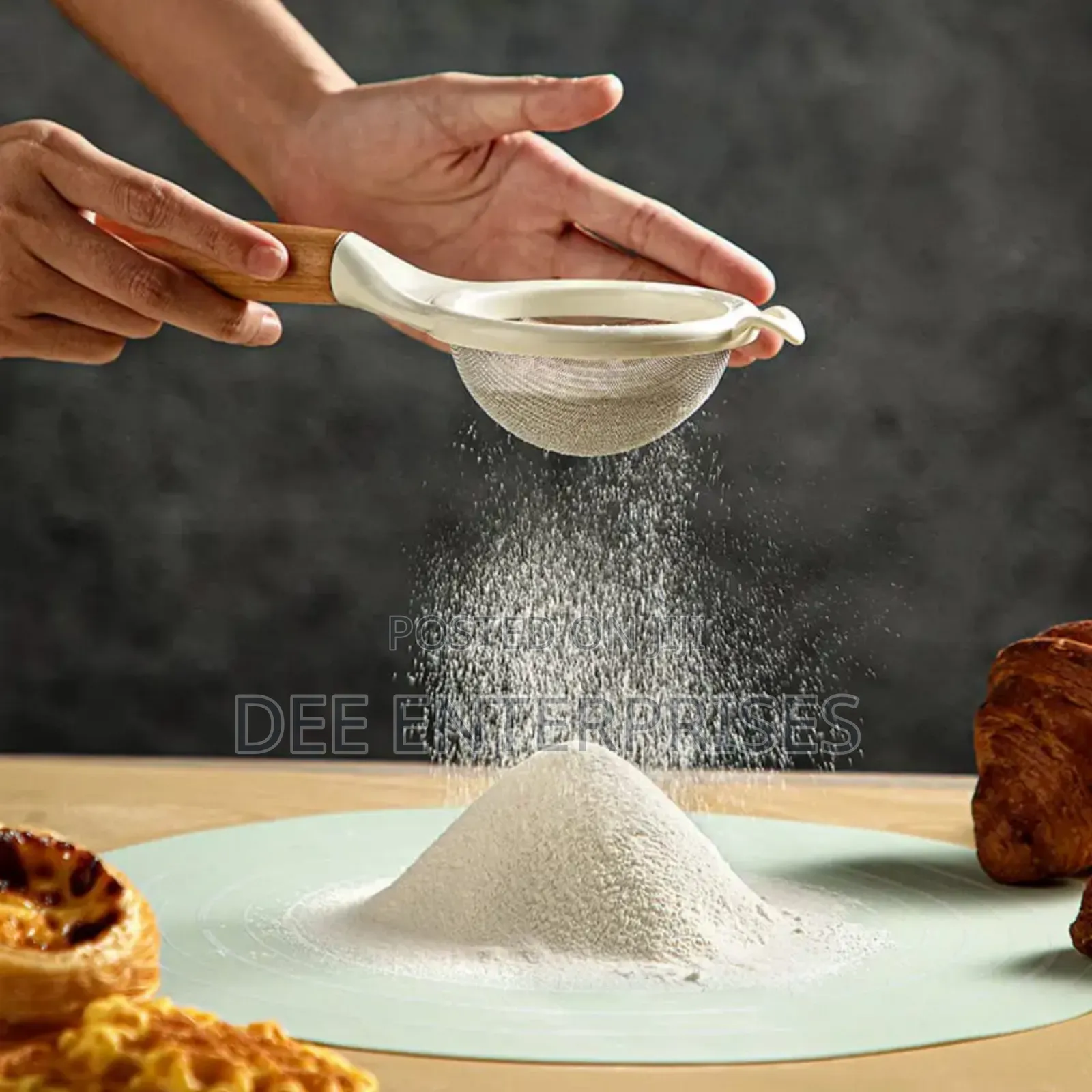 Wooden Handle Stainless Steel Fine Mesh Sieve/Strainer