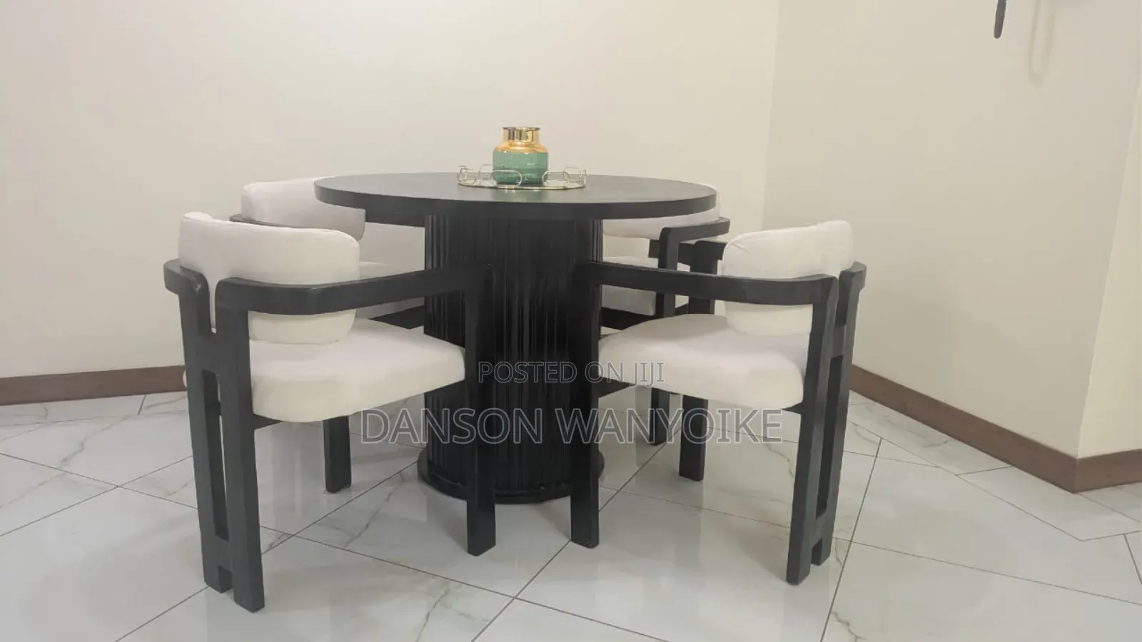 Dinning Table on Sale Hot