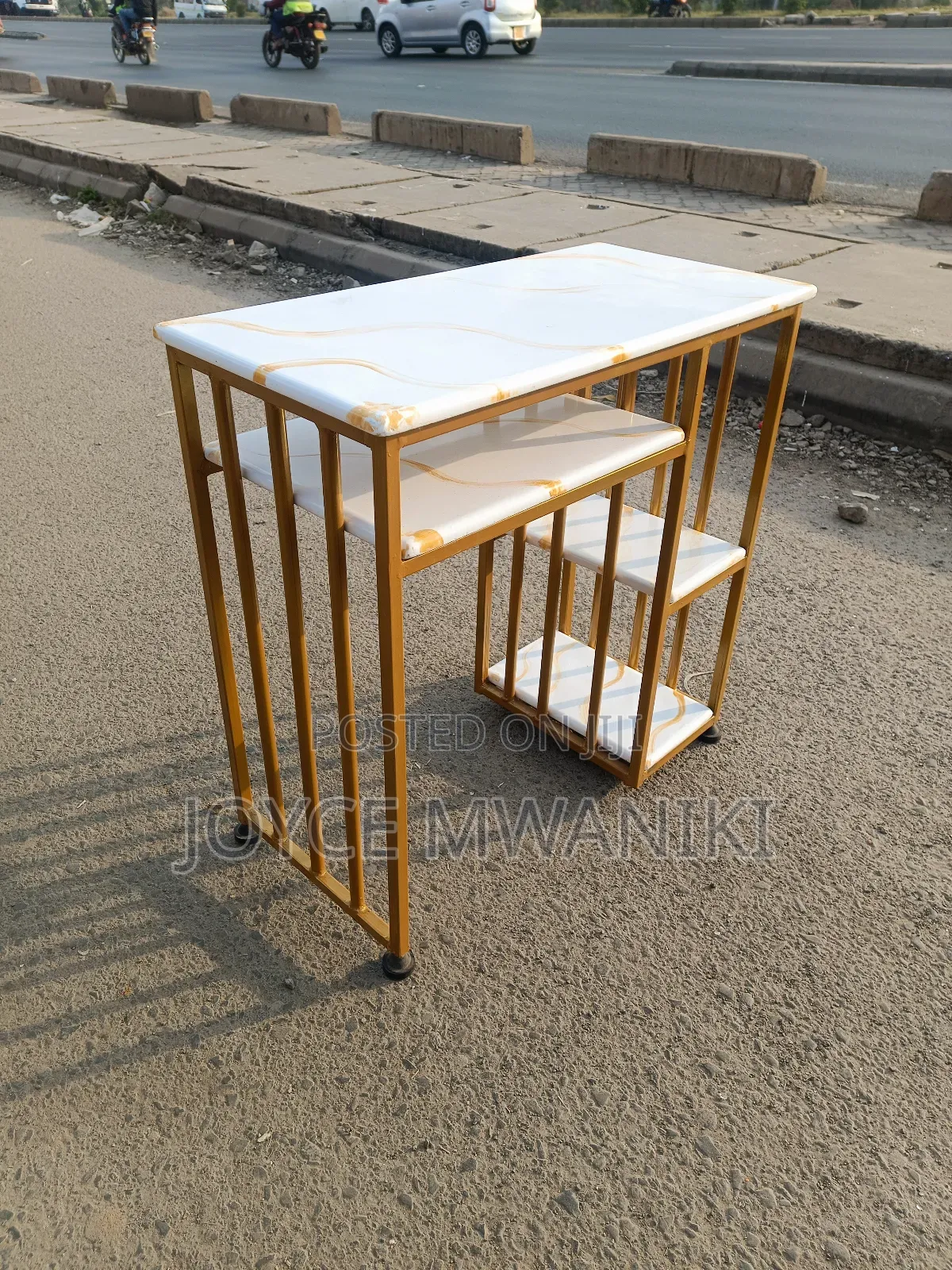 Manicure Gold and White Marble Table With Shelves 