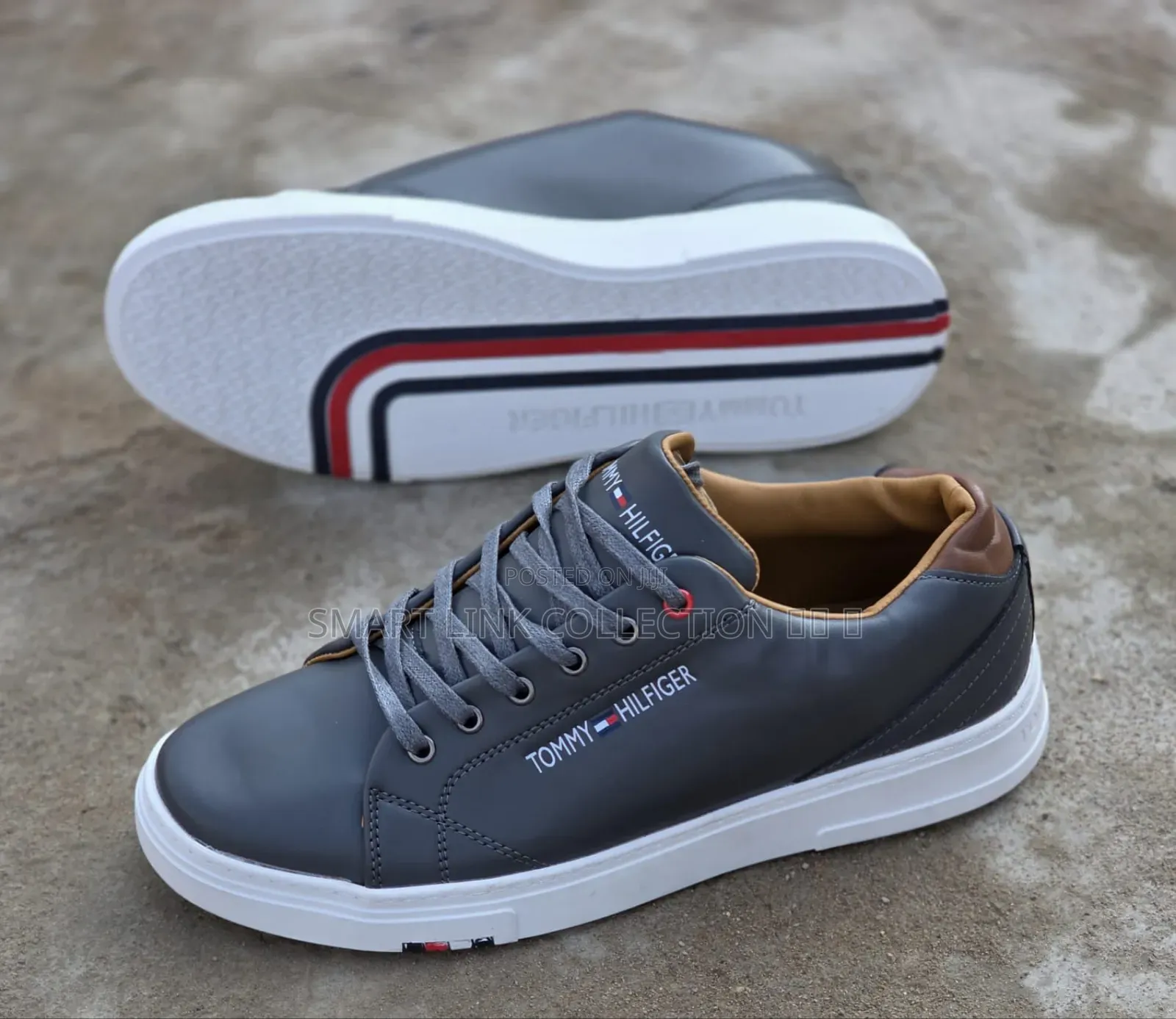 Tommy Flat Casual