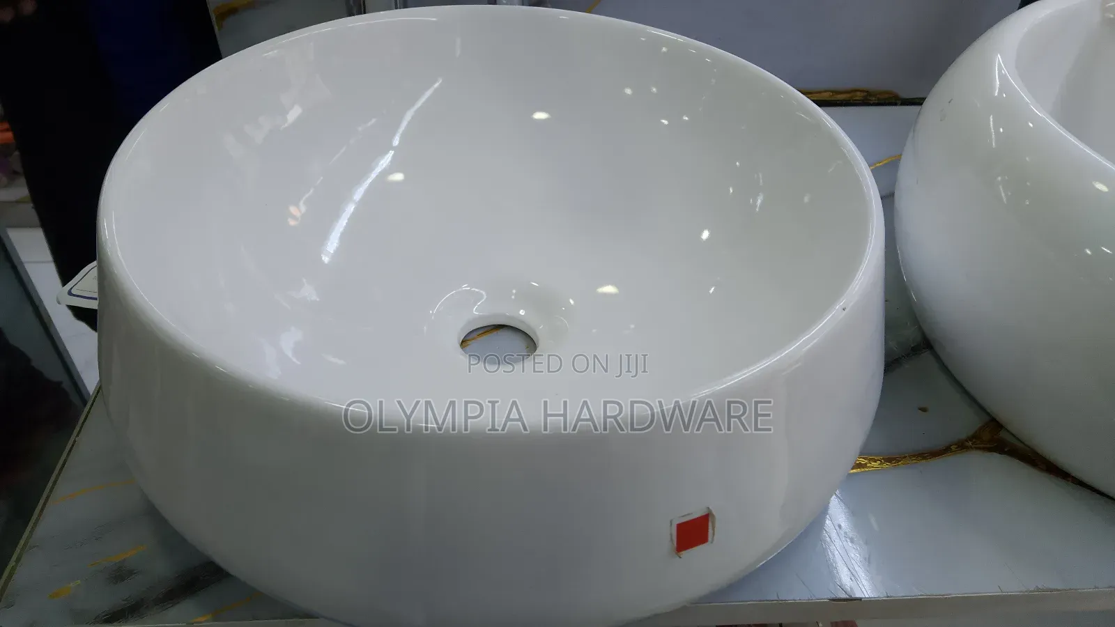 Circle (Counter Top) Hand Wash Basin