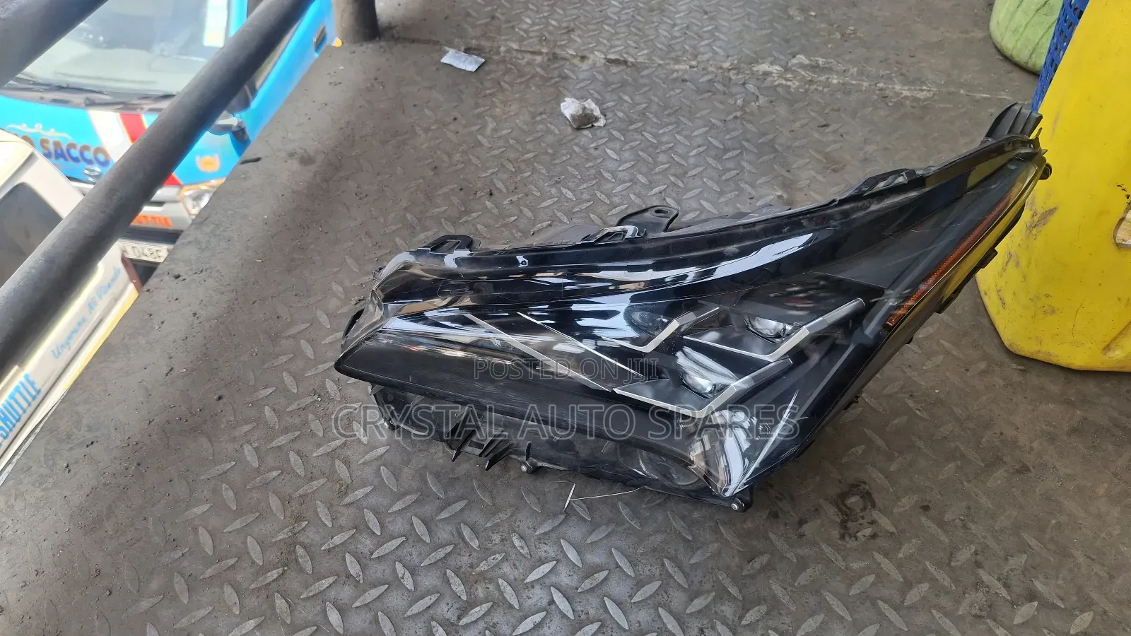 Lexus Nx 300 Headlight