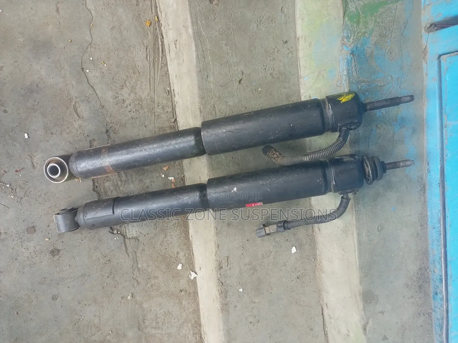 Prado 150 Back Sensor Shocks