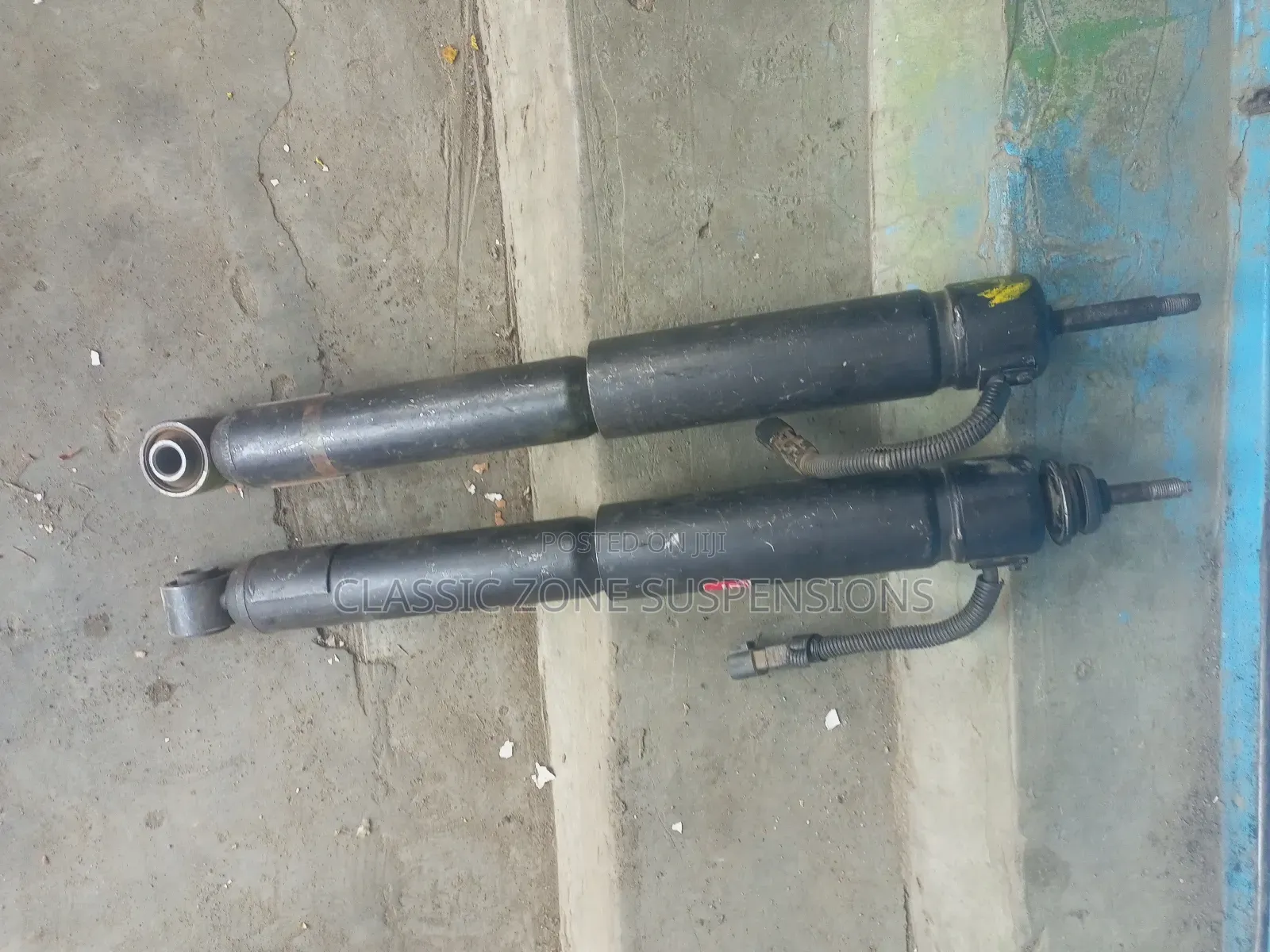 Prado 150 Back Sensor Shocks