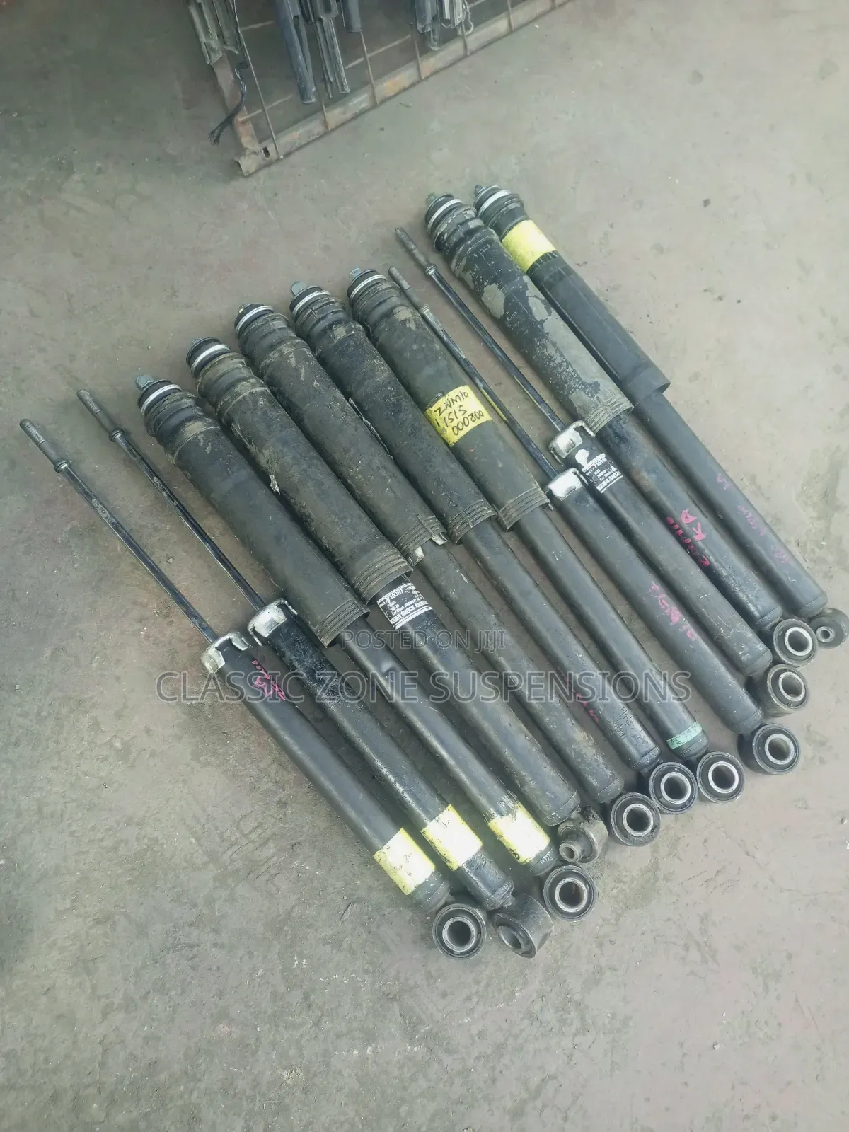 Toyota Noah,Isis, Alphard Back Shocks