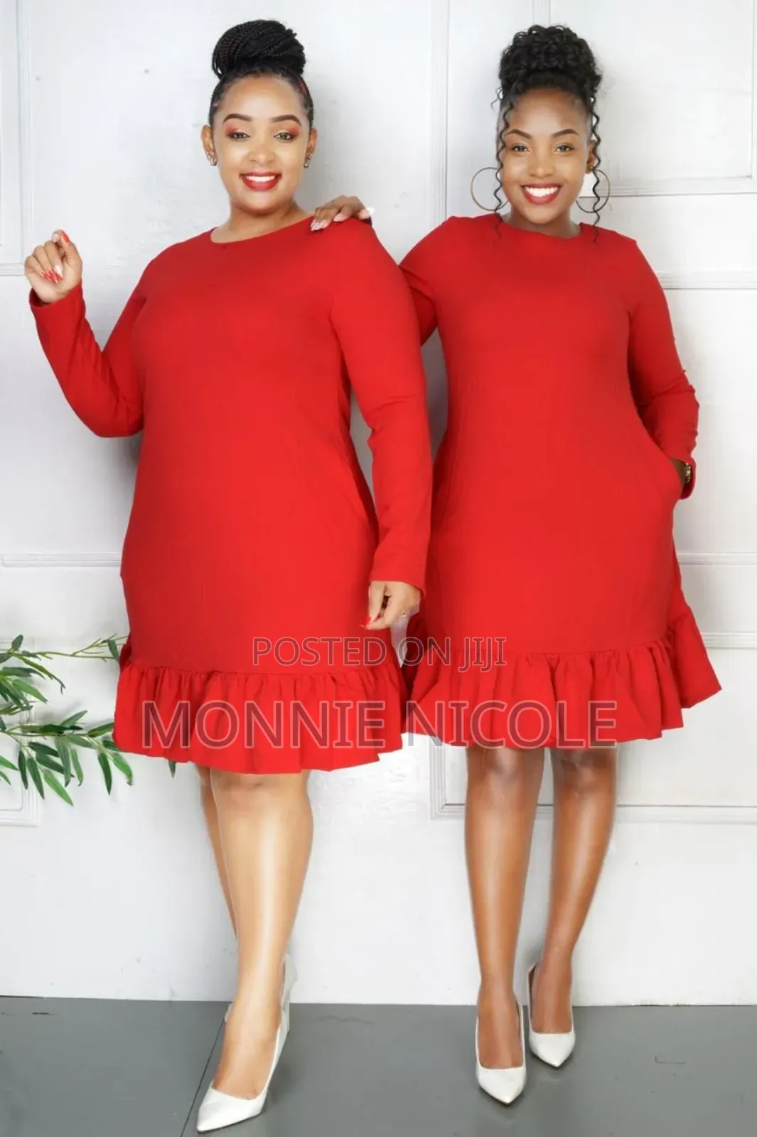 Stylish Red Round Dress