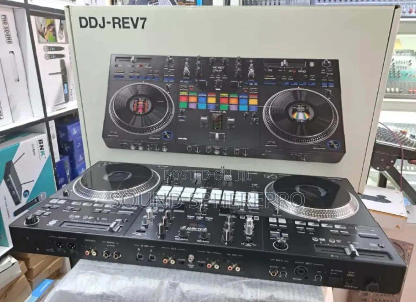 Pioneer DDJ- Rev7 Dj Controller