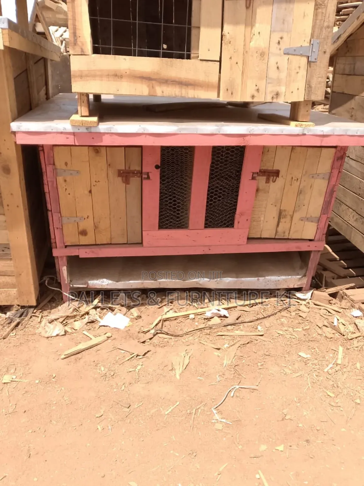 Spacious Rabbit House 🏠