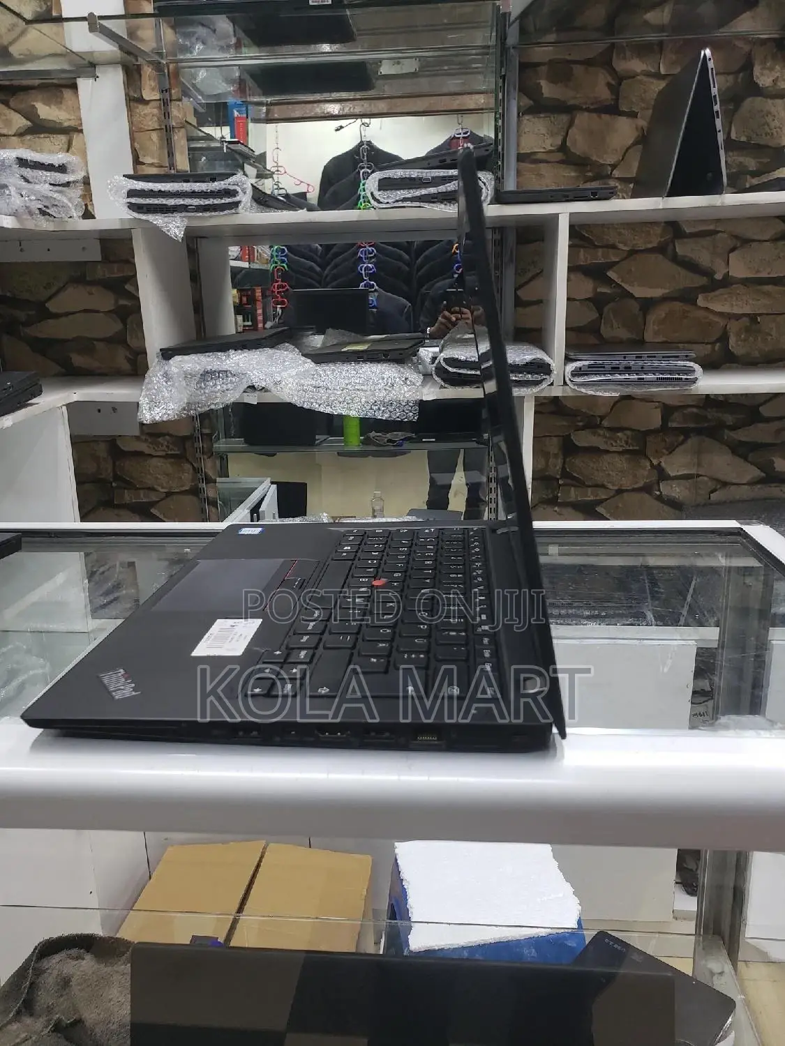 New Laptop Lenovo ThinkPad X250 8GB Intel Core I7 SSHD (Hybrid) 500GB