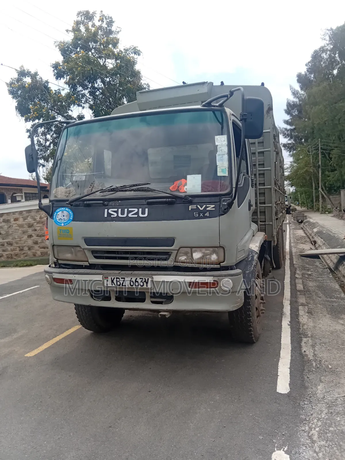 Open Body Mguu Kumi Truck Accessible for Transportation