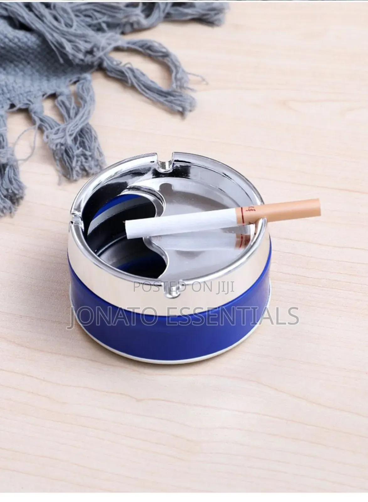 Metal Ashtray for Home, Office Bar