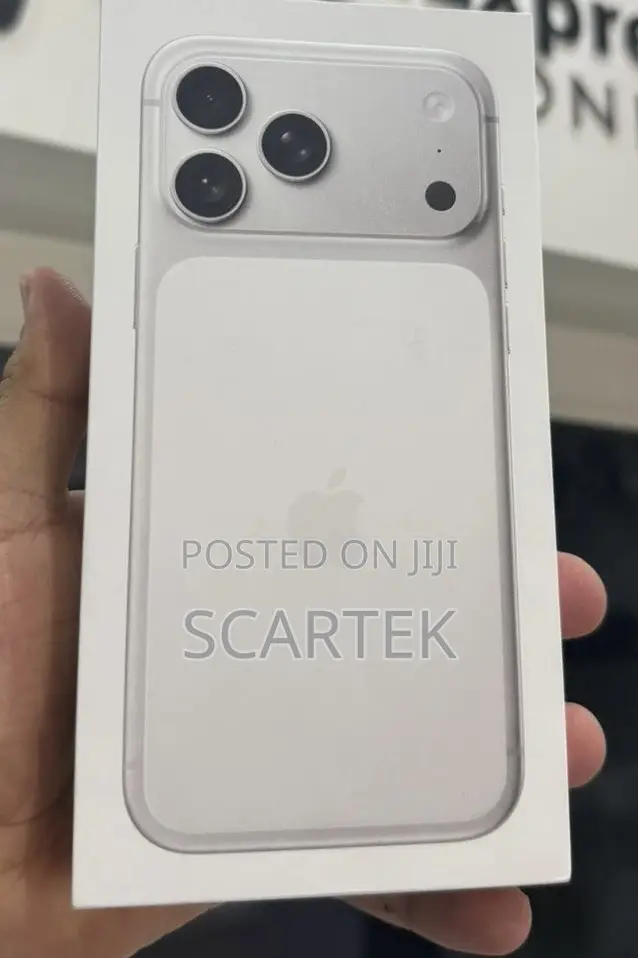 New Apple iPhone 17 Pro Max 2 TB Silver