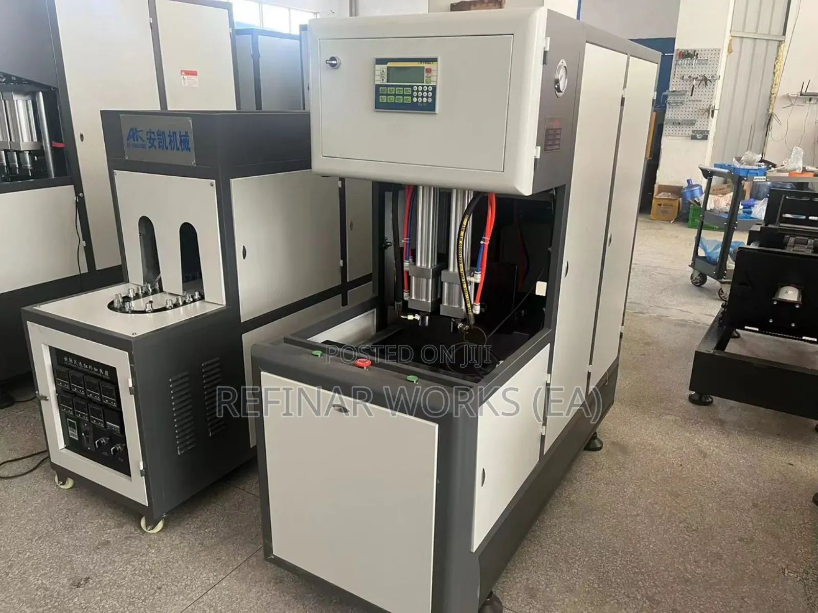 Industrial Bottle Making Machine (Pet Blow Molder)