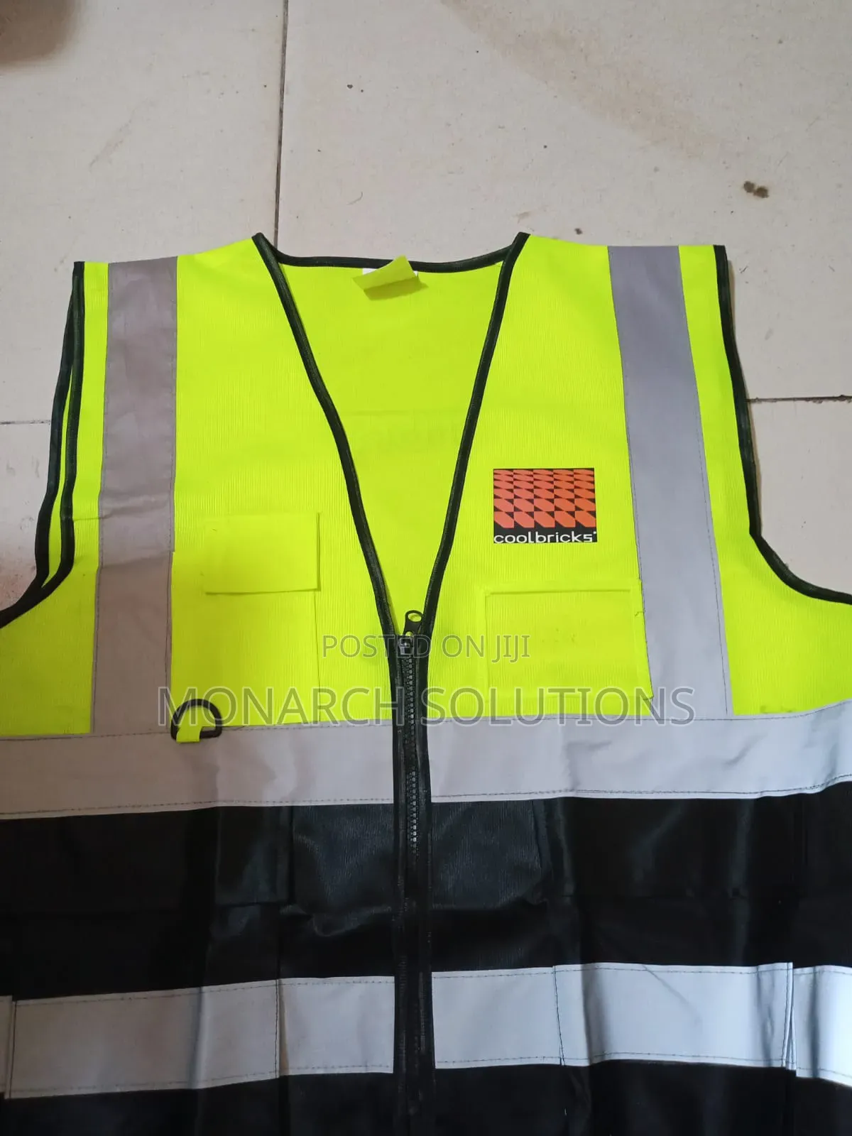 Green Black Executive Reflective Vest With Custom Logo