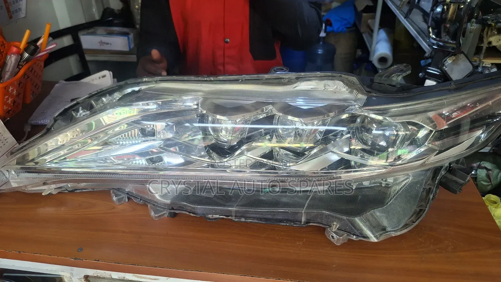 Harrier 192 LHS Headlight