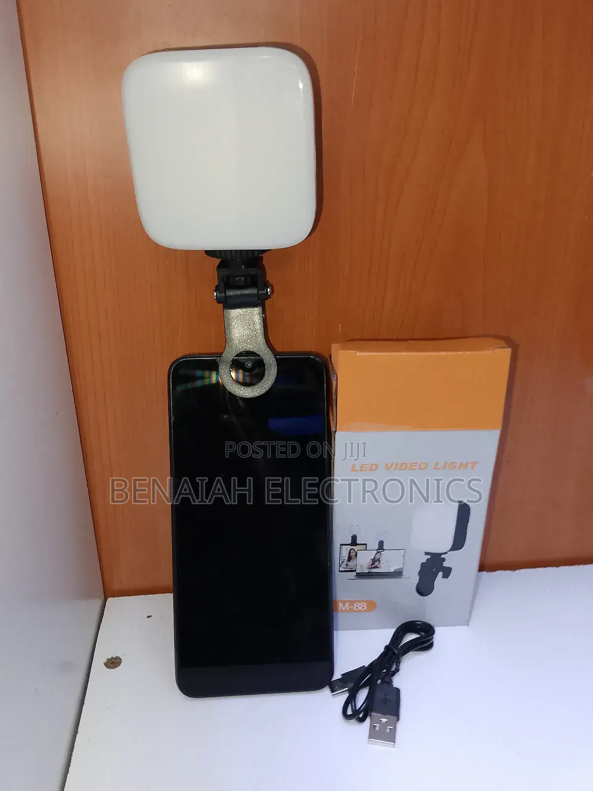Professional Laptop/Mobile Phone Light Lamp