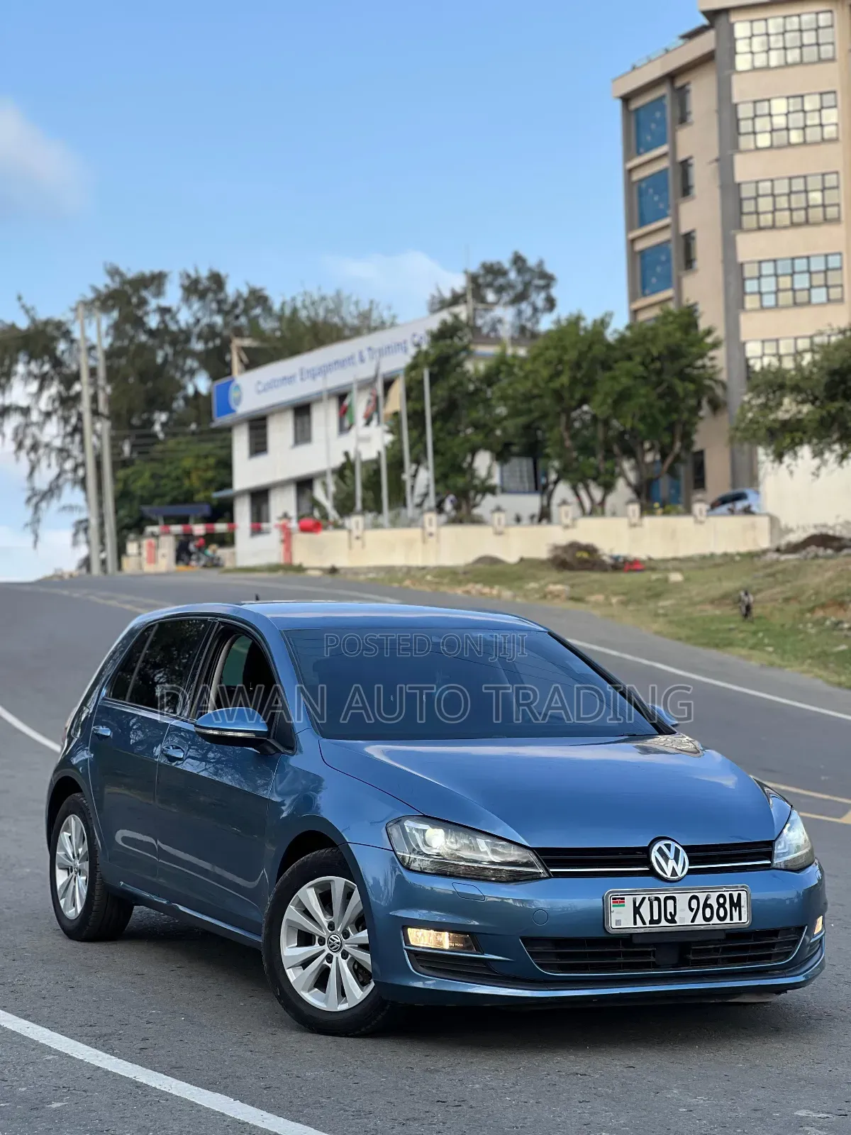 Volkswagen Golf 2017 Blue