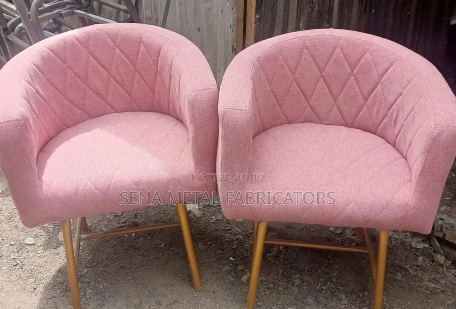 Comfy Salon Chairs for Clients.