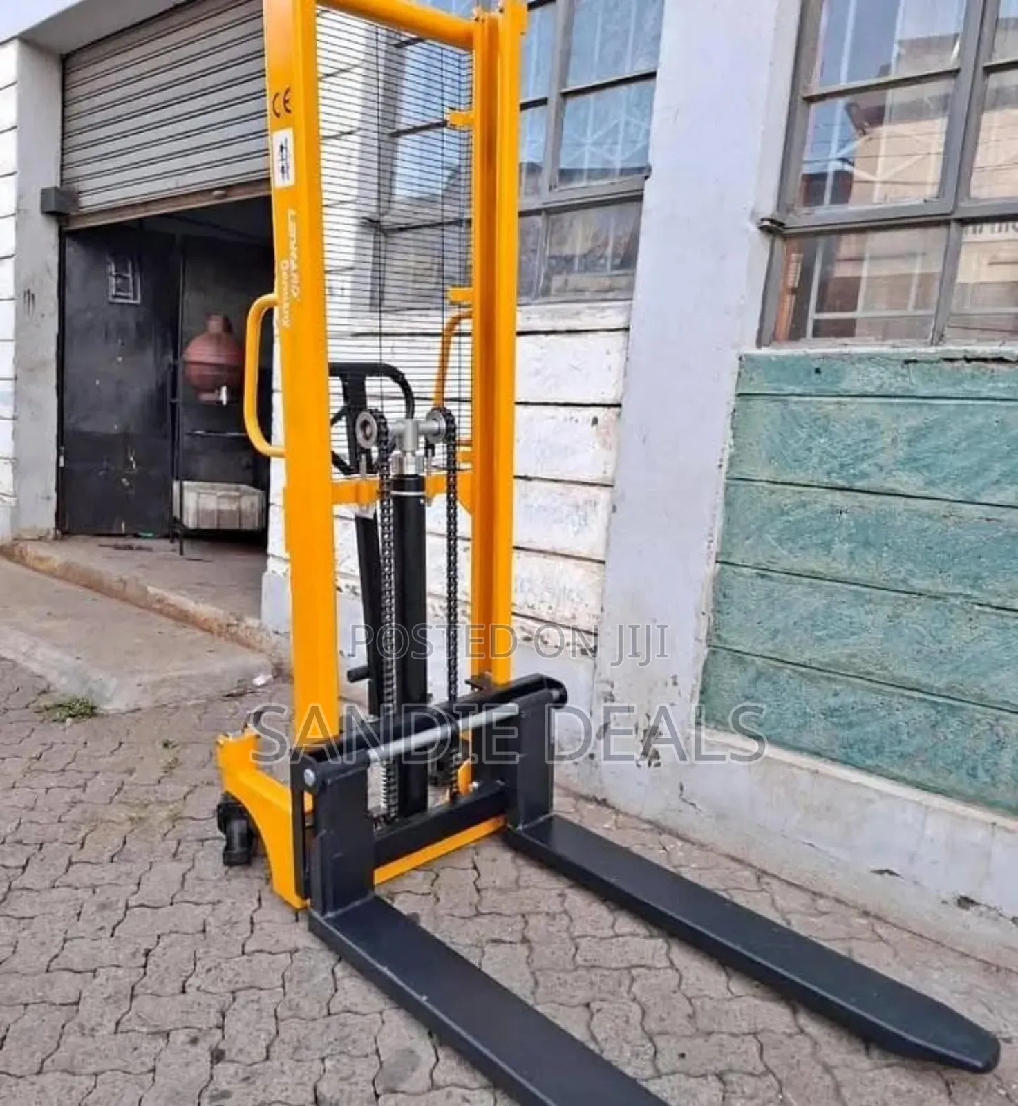 Manual Warehouse Stacker