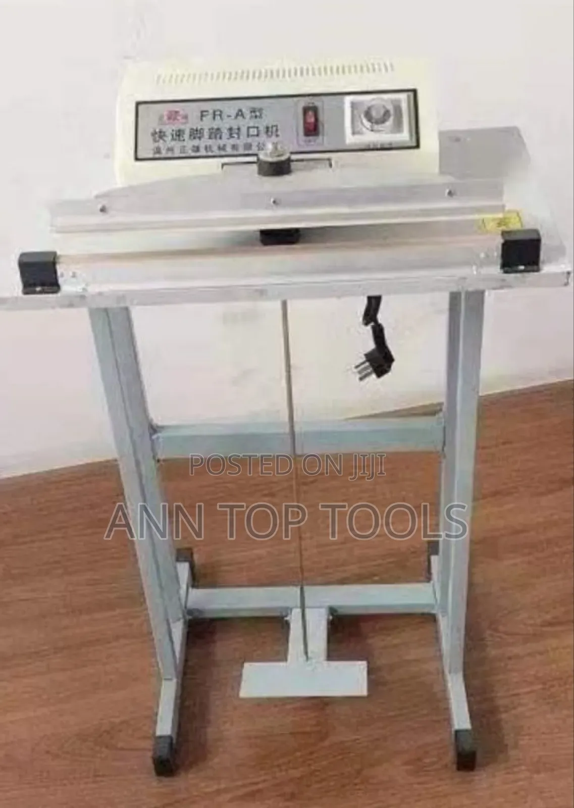 Pedal Plastic Sealing Machine