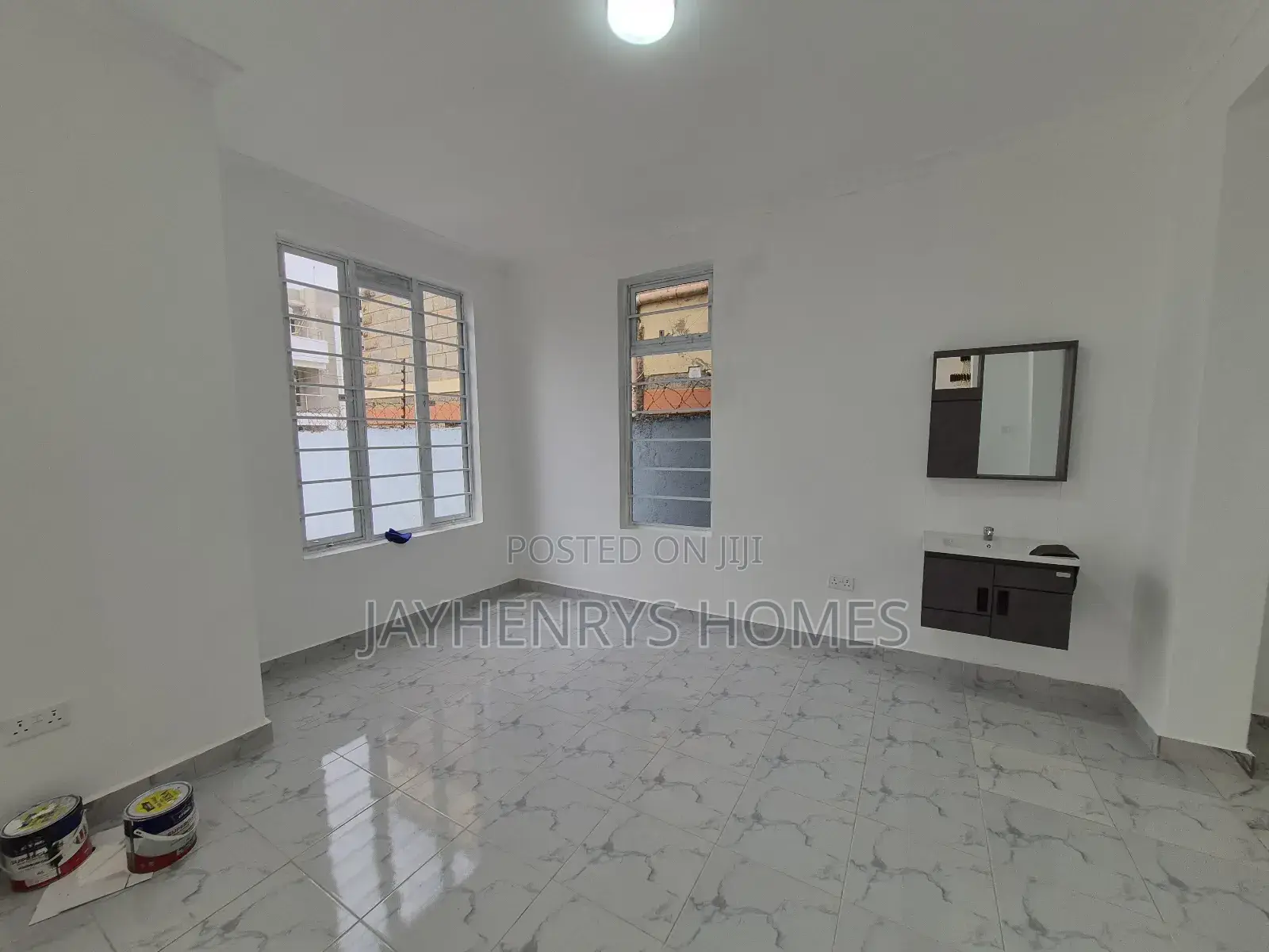 4bdrm Maisonette in Membley Estate for sale