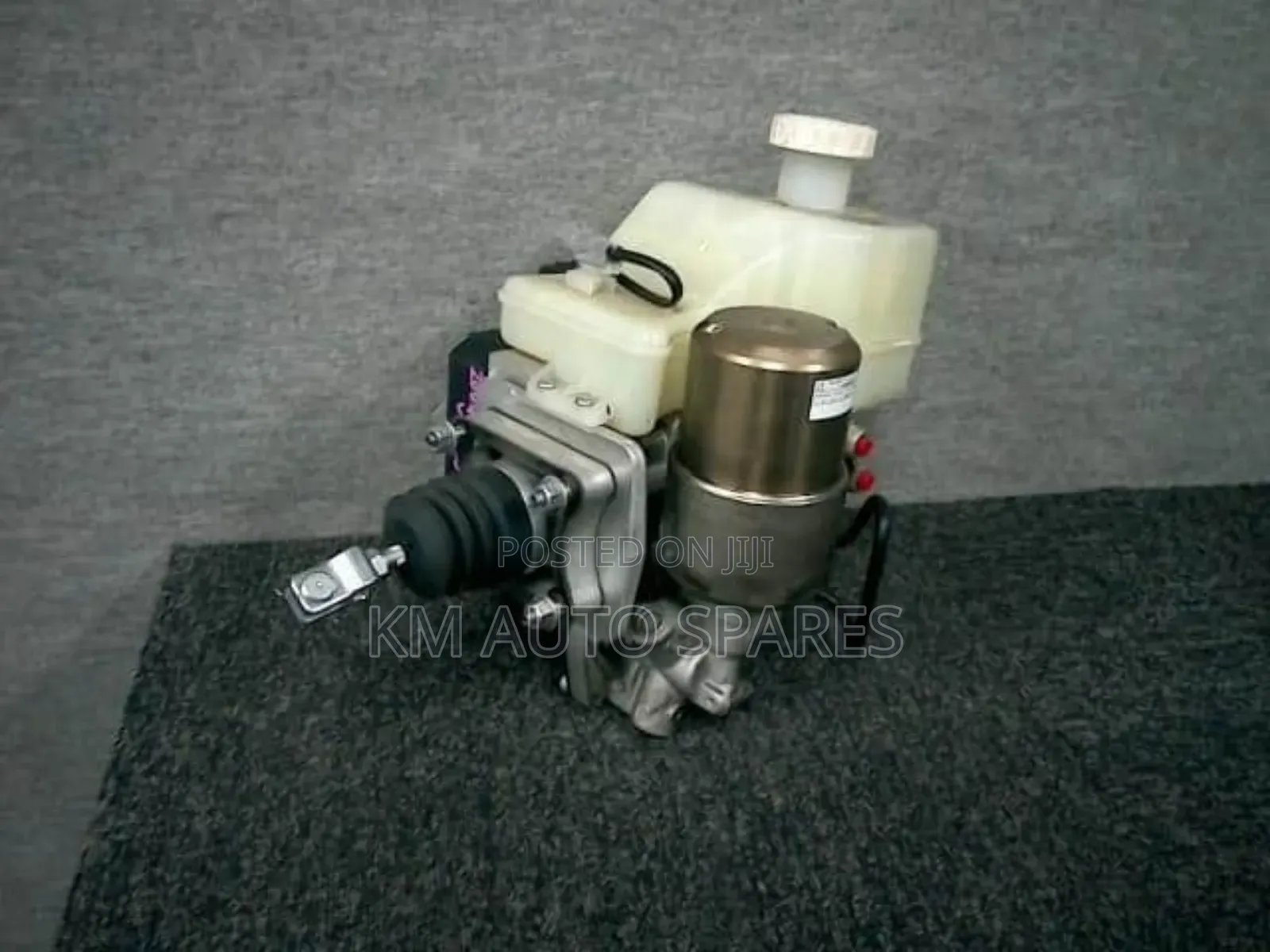 Mitsubishi Pajero Abs Brake Booster/Master Cylinder.