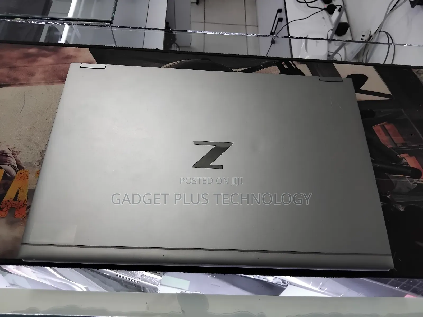 Laptop HP ZBook Firefly G8 16GB Intel Core I7 SSD 256GB