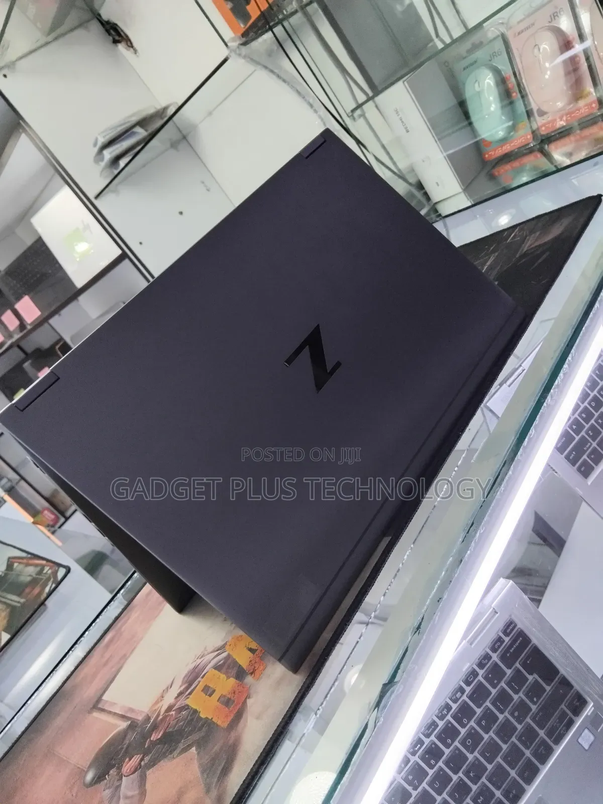 Laptop HP ZBook Firefly G8 16GB Intel Core I7 SSD 256GB