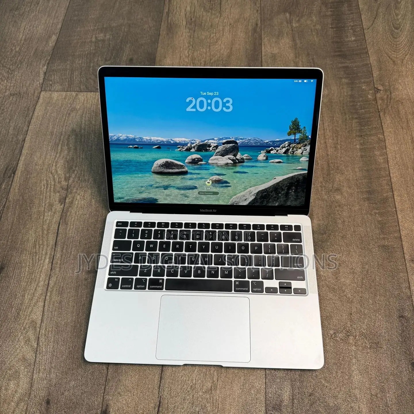 Laptop Apple MacBook Pro 2020 M1 8GB Apple M1 SSD 256GB