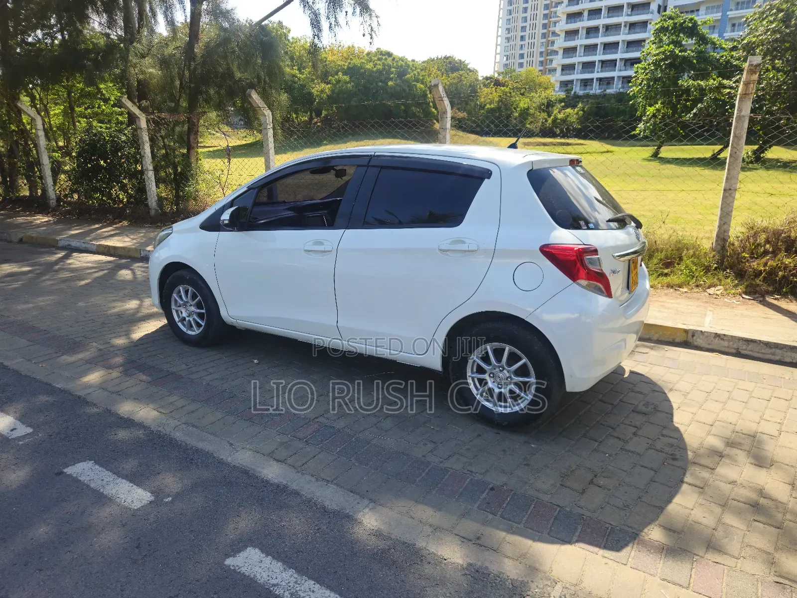 Toyota Vitz 2017 White