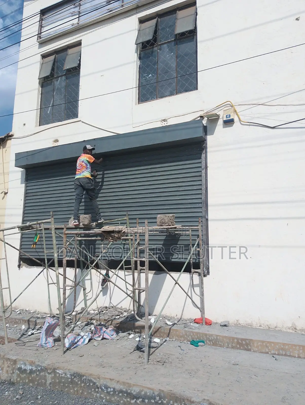 Roller Shutter Door With Transparent Panels