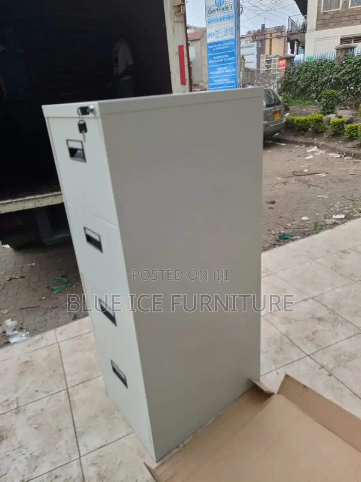 4-Drawer Cabinet