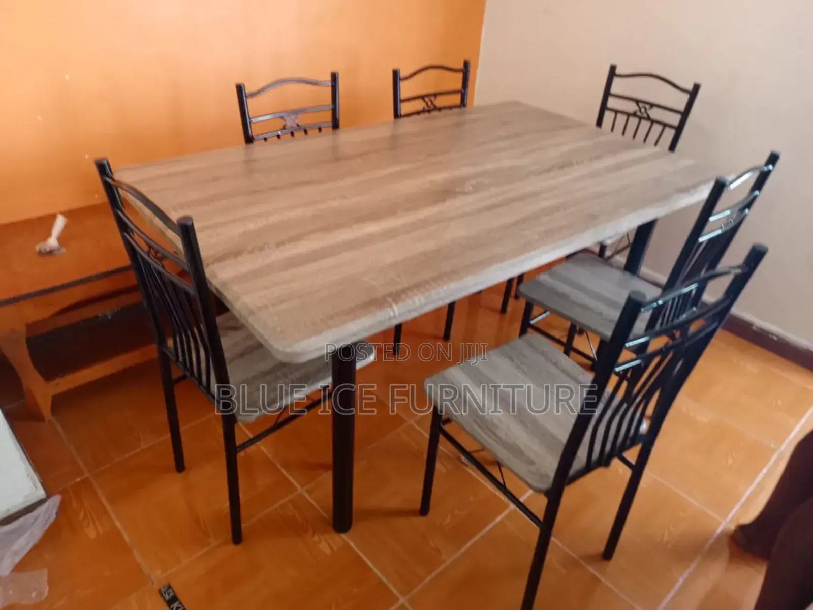 6-Seater Dining Set