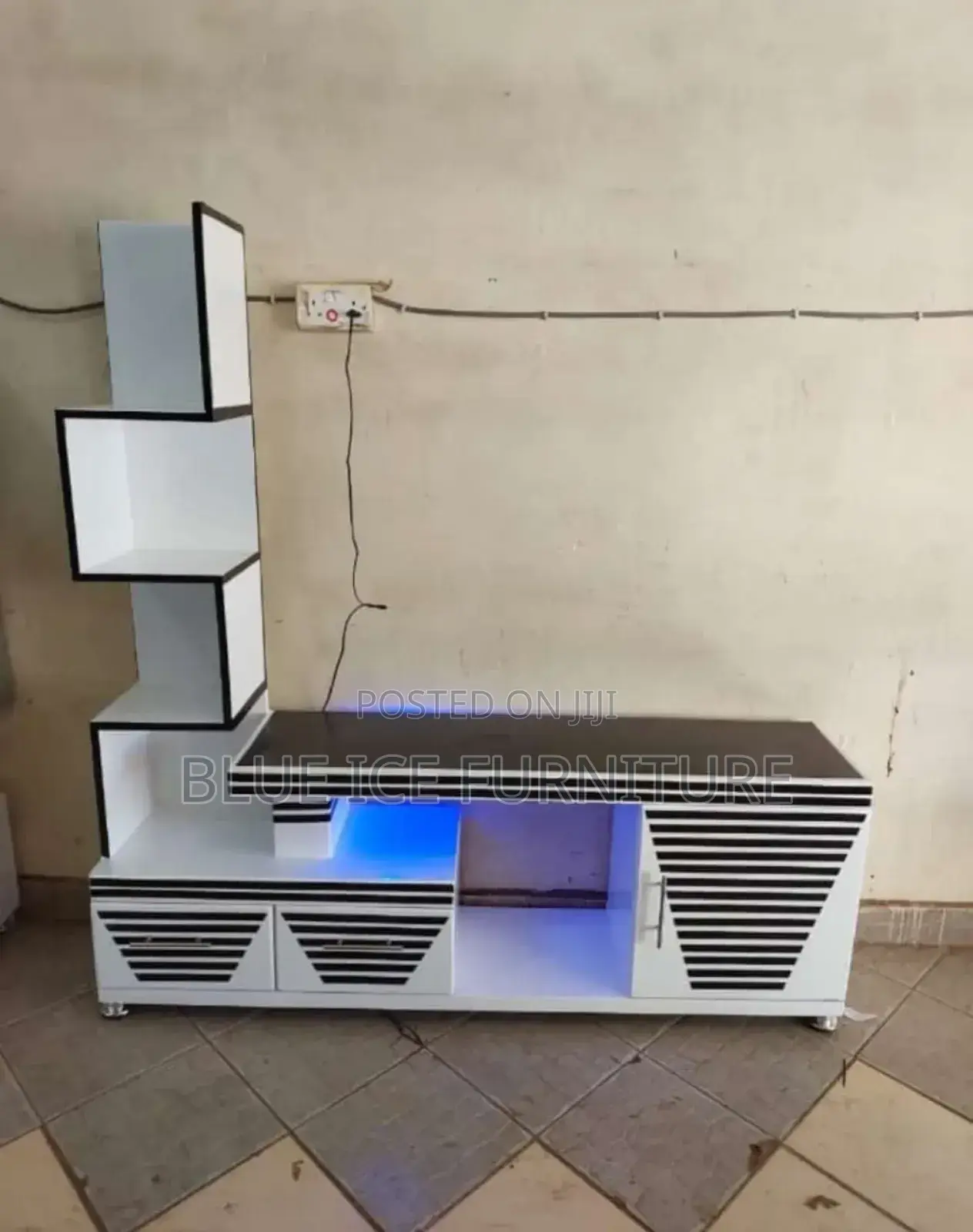 Modern Zigzag Tv Stand