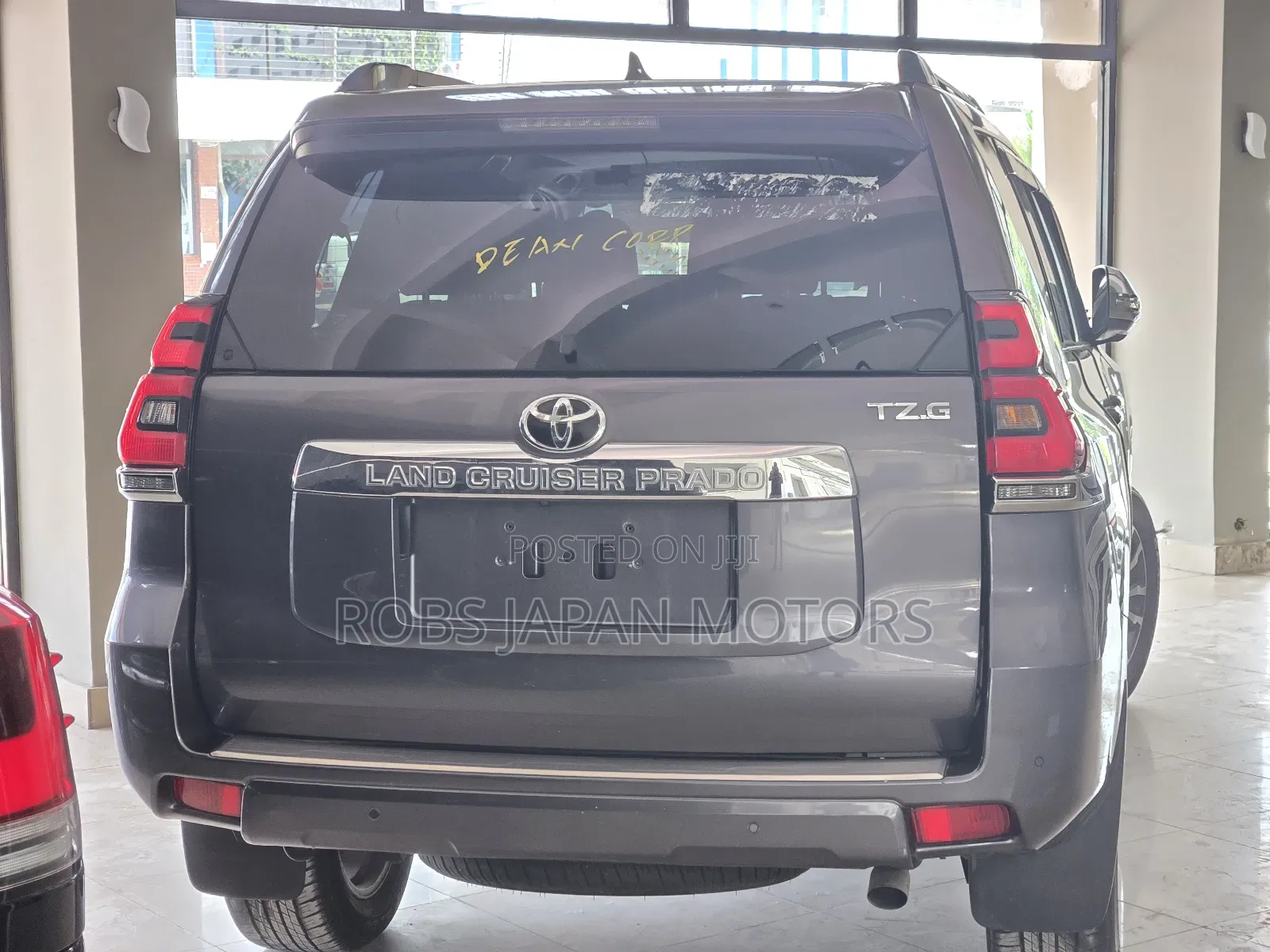 Toyota Land Cruiser Prado 2.8 2019 Gray