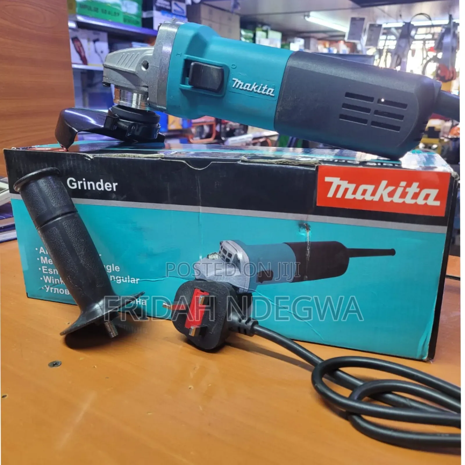 Makita Grinder 4*