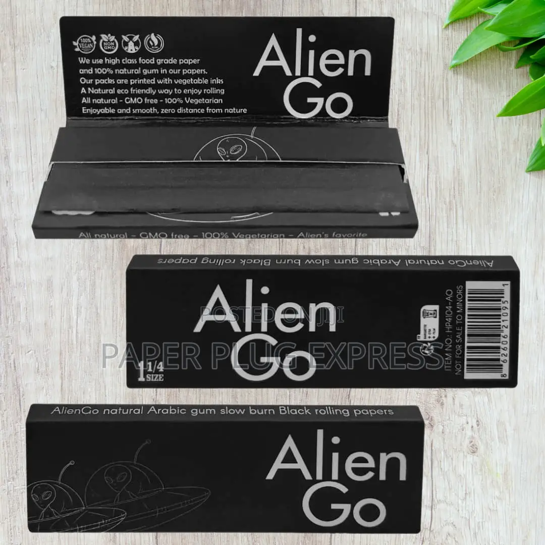 Alien Go Colored Rolling Paper -1 1/4 - Black (50 Booklets)