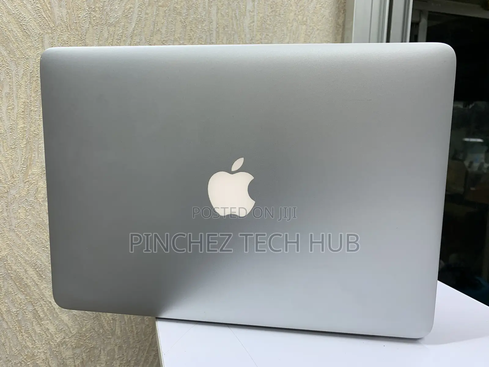 Laptop Apple MacBook Pro 2015 8GB Intel Core I5 SSD 256GB