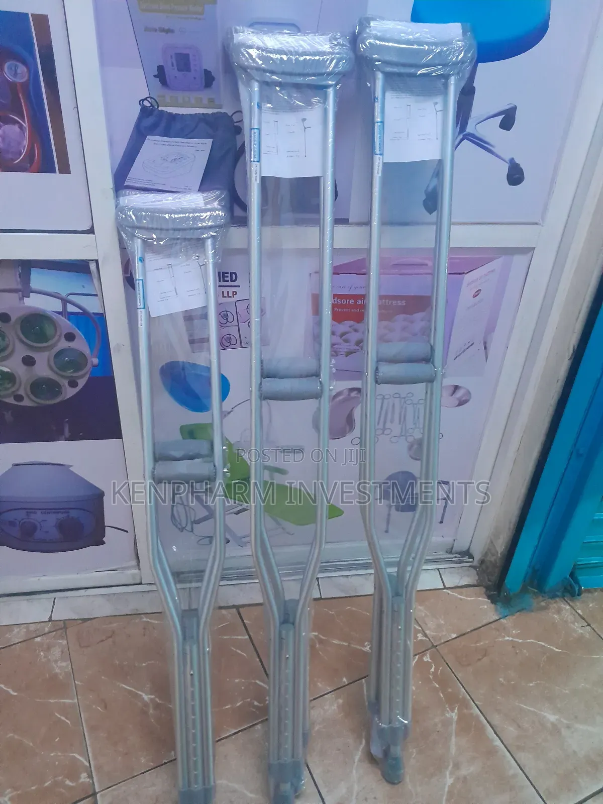 Under-arm Crutches Adult Size