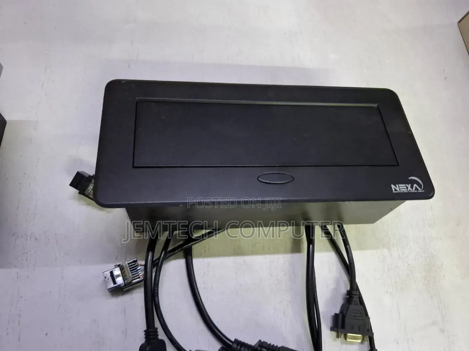 Black Pop-Up Multifunction Socket With 2 Universal Sockets Type-C 2.0