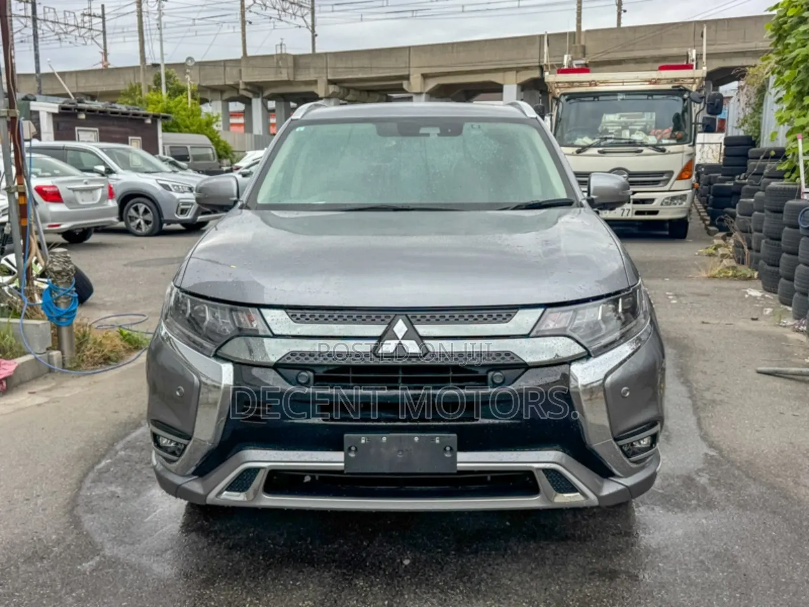 Mitsubishi Outlander 2018 Gray