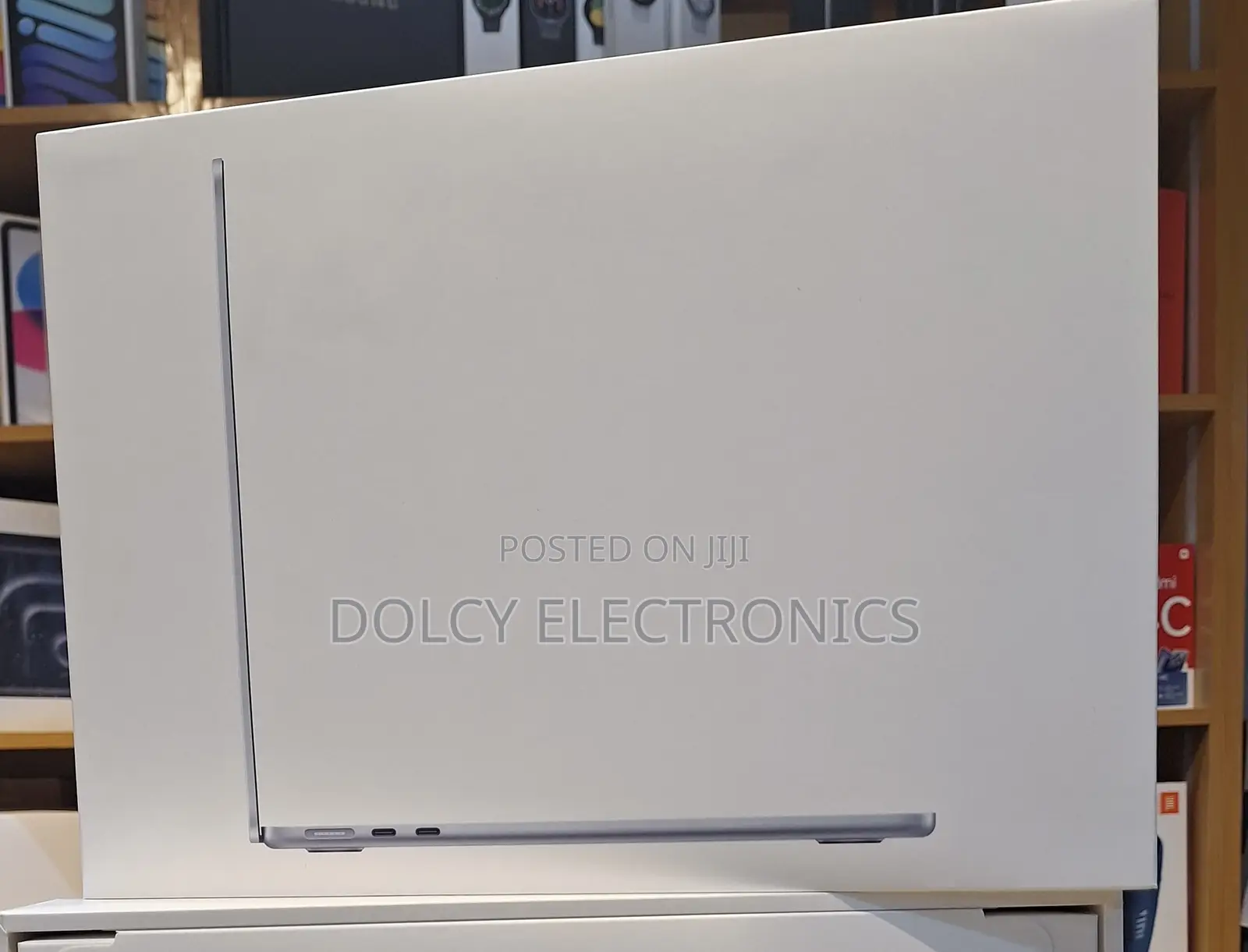 New Laptop Apple MacBook Air 2025 M4 16GB Apple M4 SSD 512GB