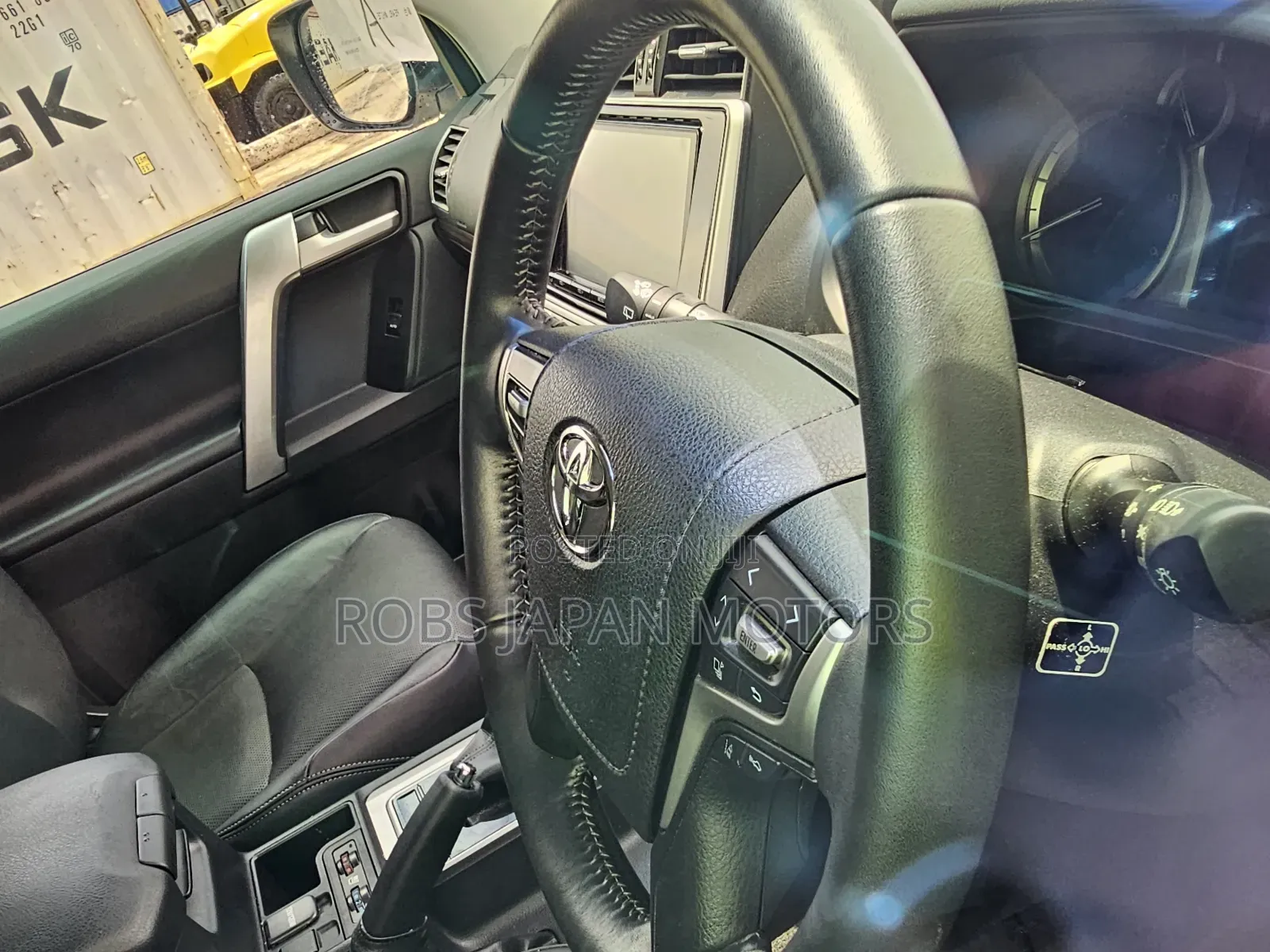 Toyota Land Cruiser Prado 2.8 2020 White