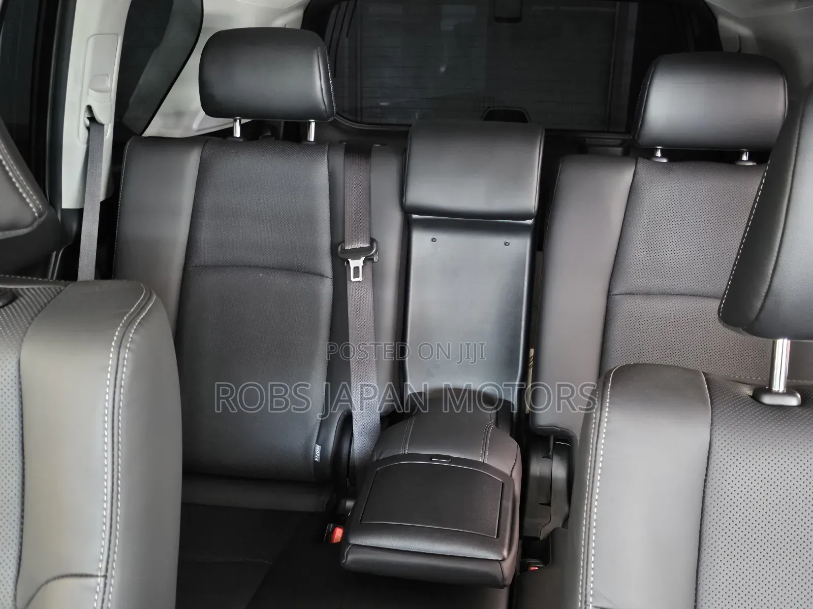 Toyota Land Cruiser Prado 2.8 2021 Matt Black