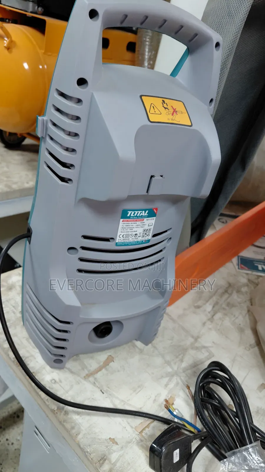 Total Domestic Simple Carwash Machine Electric Powered.
