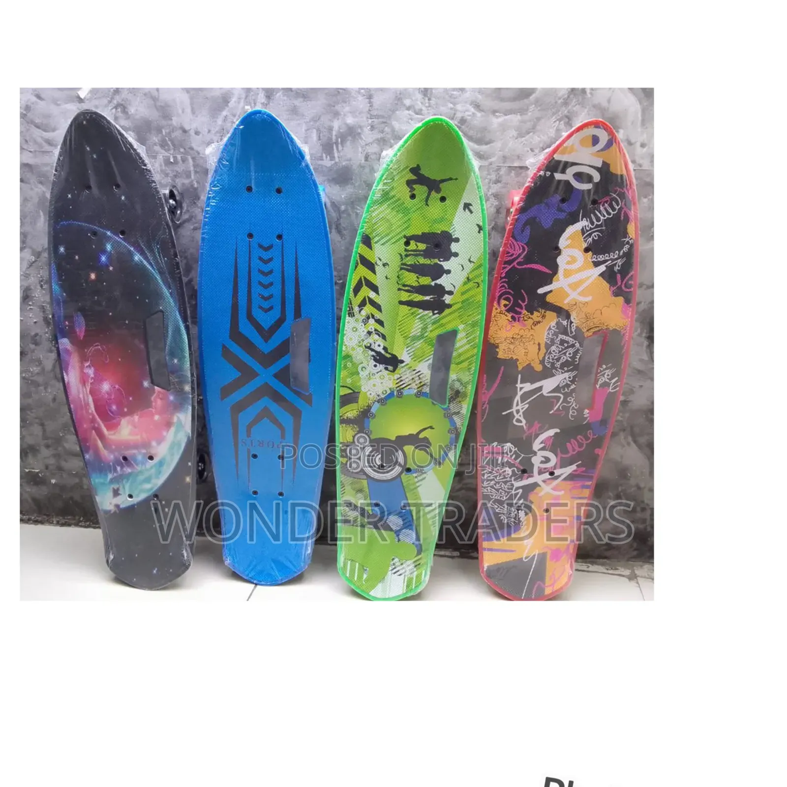 Graphic Fish Shape Skate Board
,Rubber Wheels