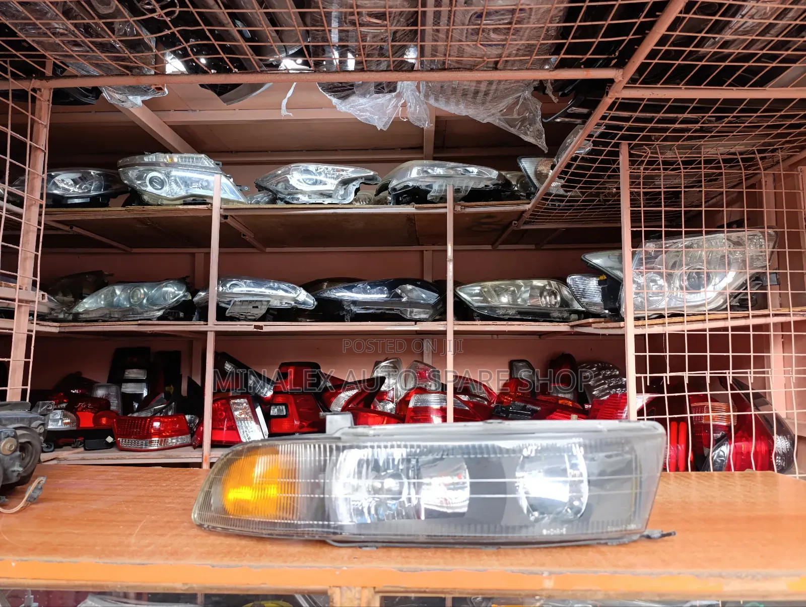 Mitsubishi Galant Headlight With Bulb And Socket