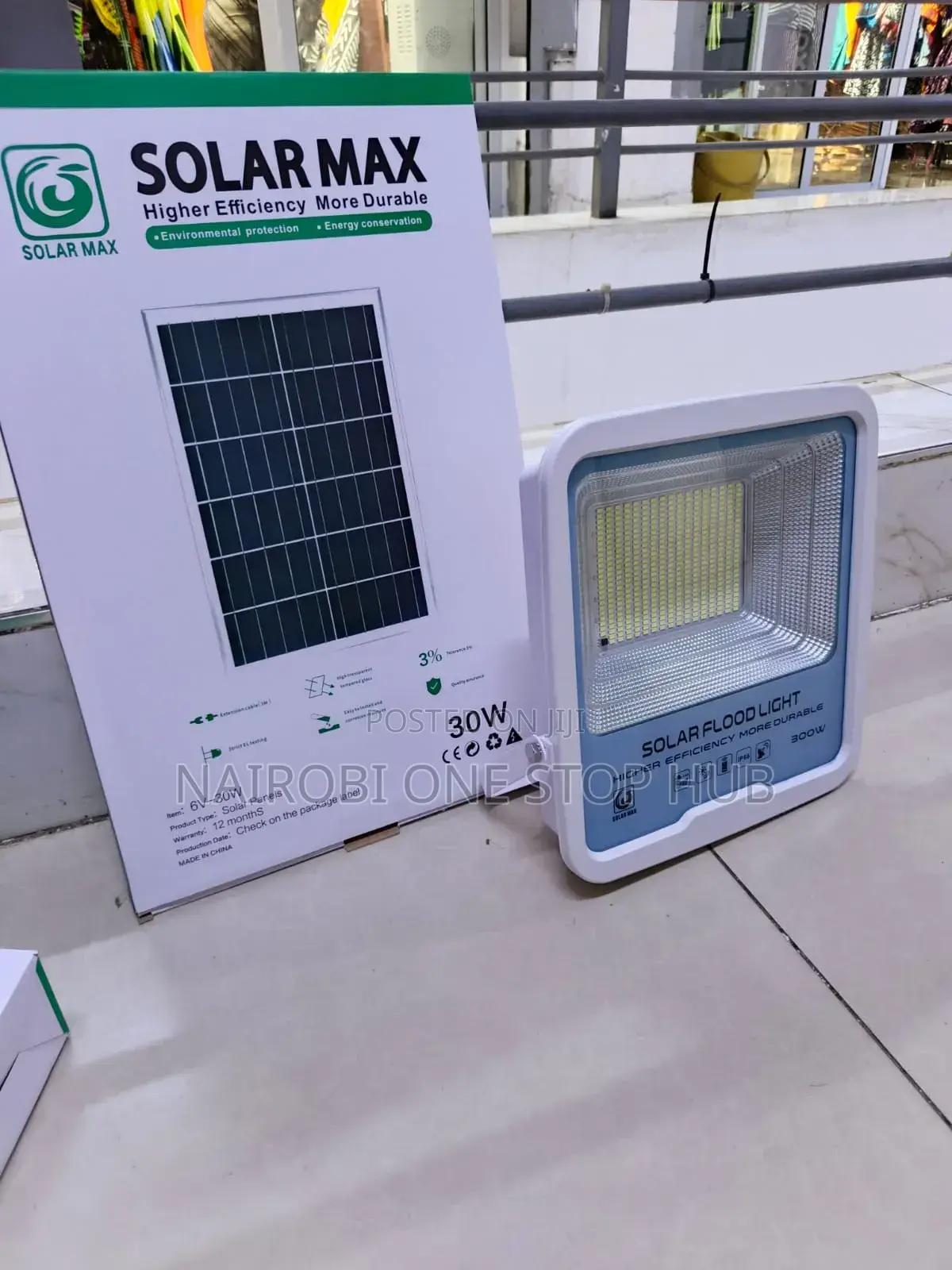 Eco Friendly 300w Solarmax Solar Floodlight