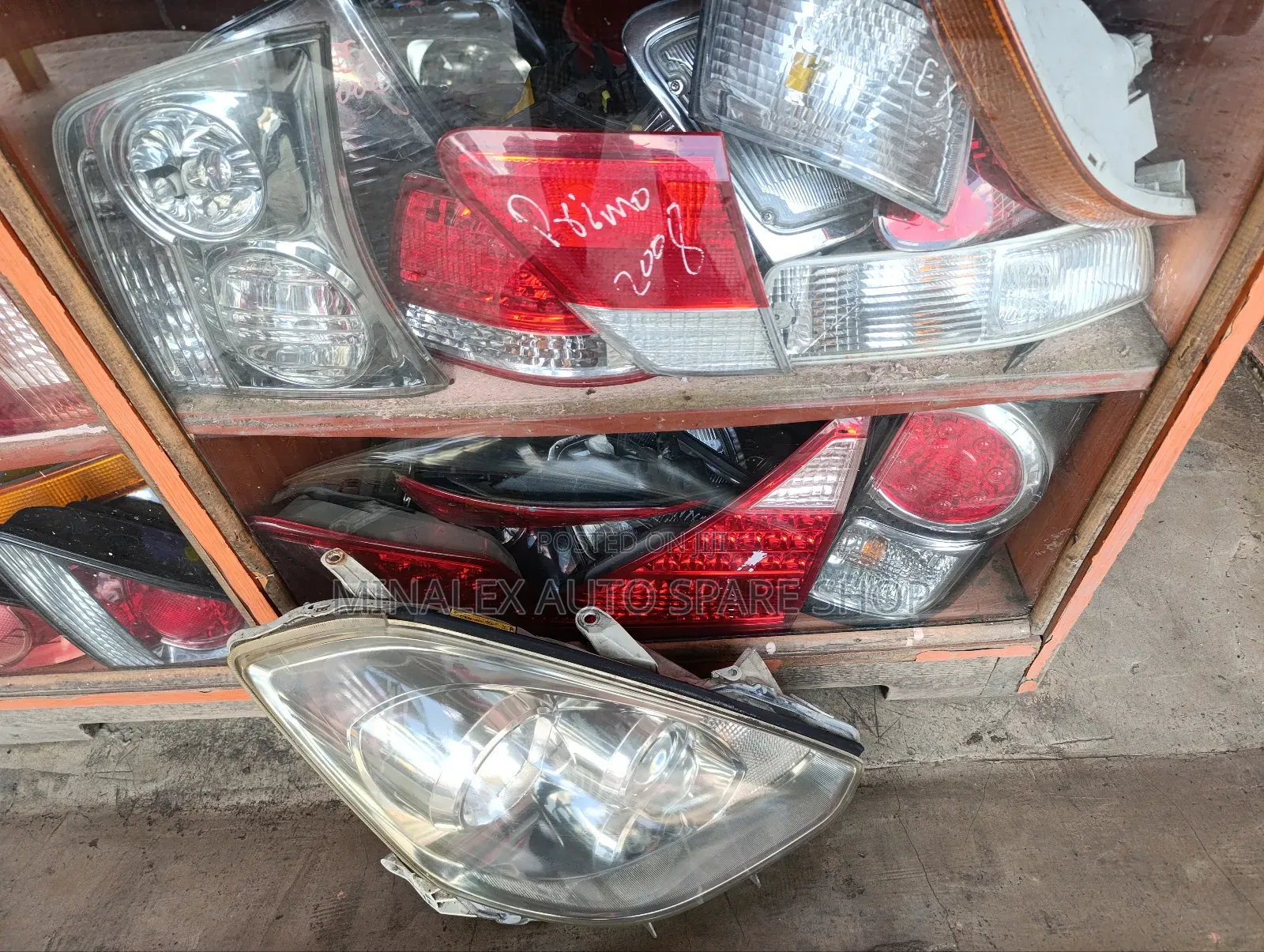 Caldina Chopper Headlight Zenon Type Right Side