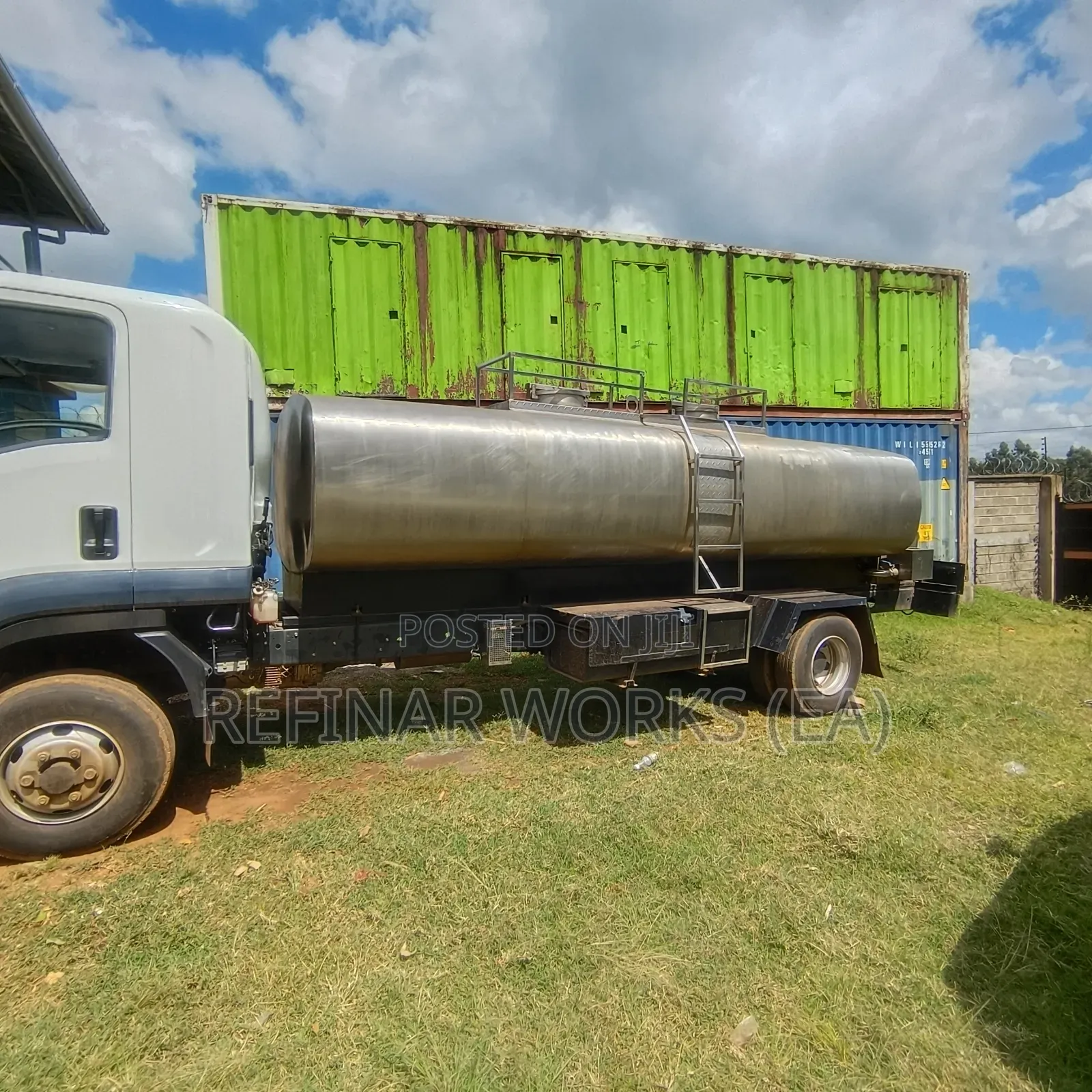 Water Bowser Fabrication – Heavy-duty Stainless Steel Body